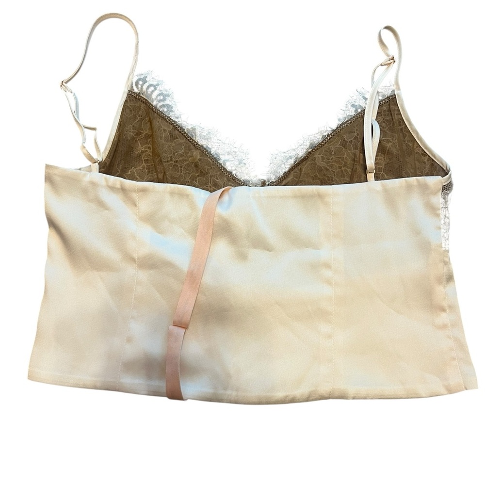 Oh Polly Bria Lace Panel Cami Top in Ivory - Picture 3 of 11
